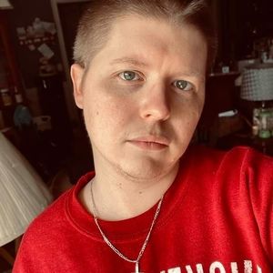 Meet your Posher, Devin